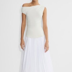 Aritzia Babaton Gallery Top